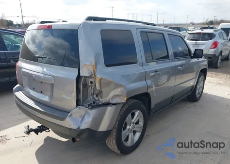 2016 Jeep Patriot Latitude z USA, uszkodzony, nr VIN 1C4NJPFA1GD551262